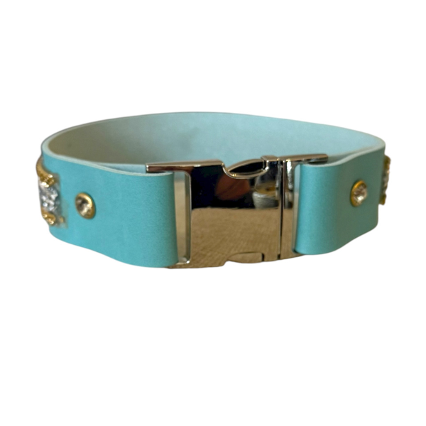 The Monte Carlo Collar in Sniffany Blue