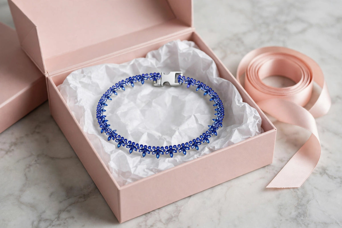 Sapphire collar in gift box